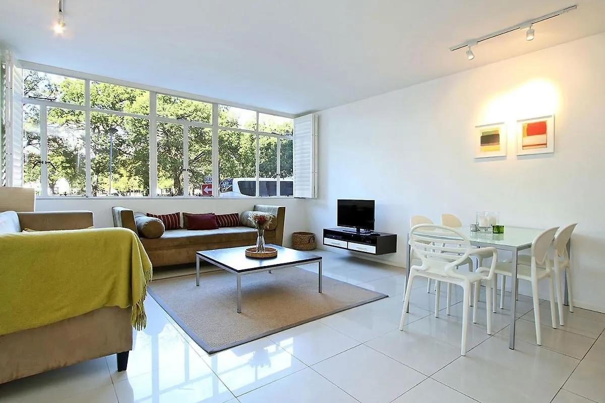 Large 1 Bedroom St Martini Apartment At Company Gardens Kapstadt